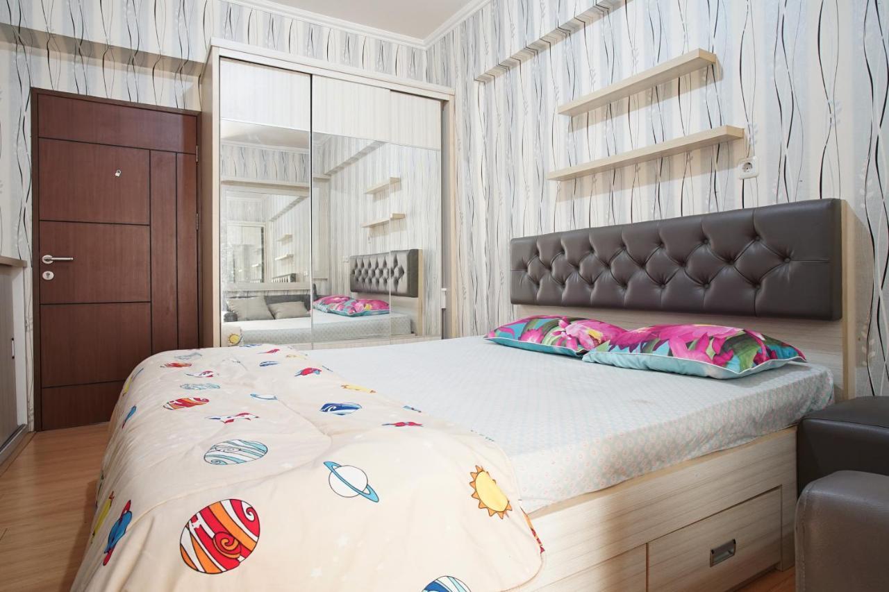 Planet Room Kemang View Bekasi Eksteriør bilde