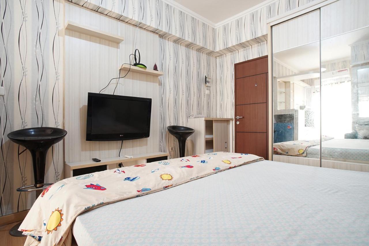 Planet Room Kemang View Bekasi Eksteriør bilde