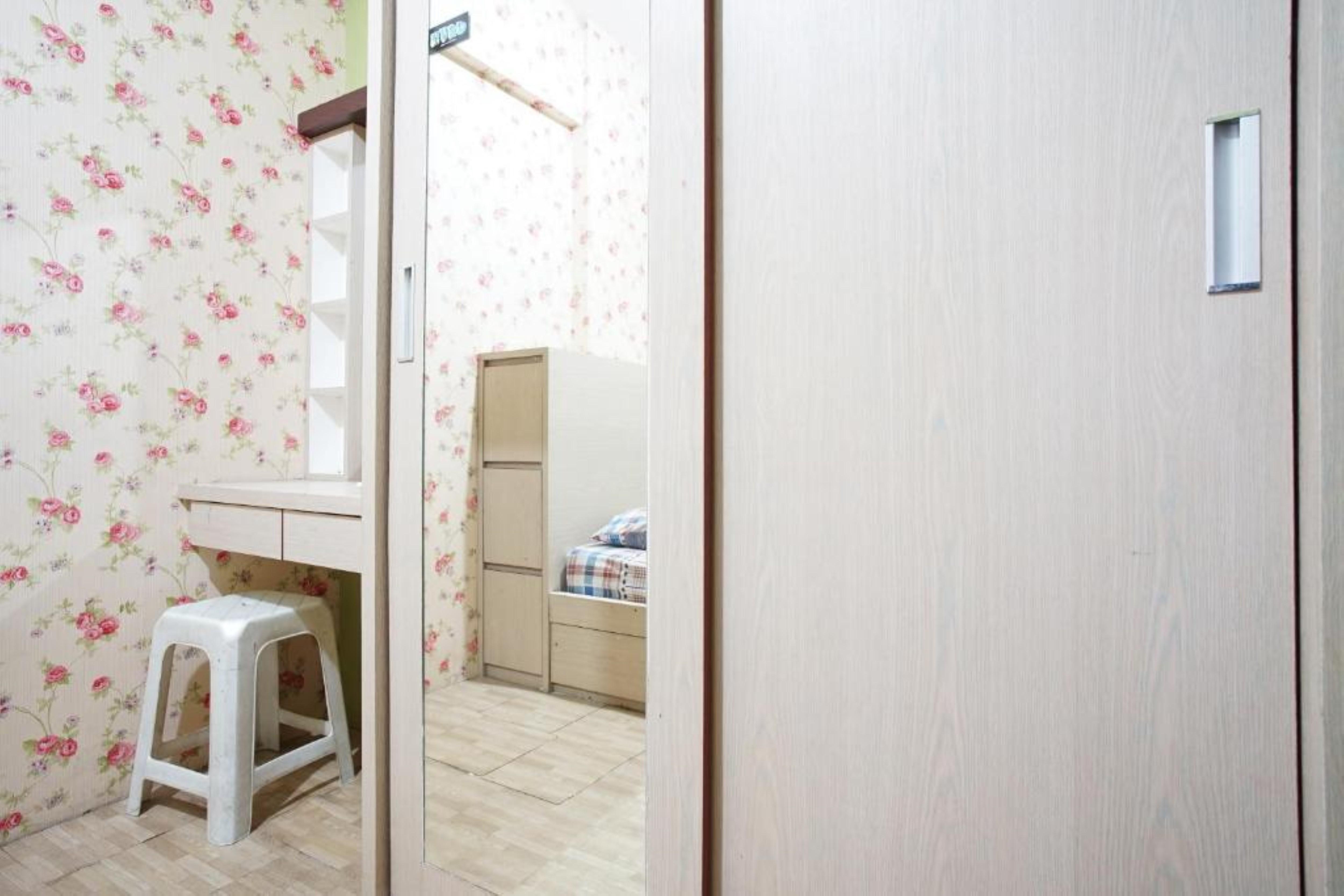 Planet Room Kemang View Bekasi Eksteriør bilde